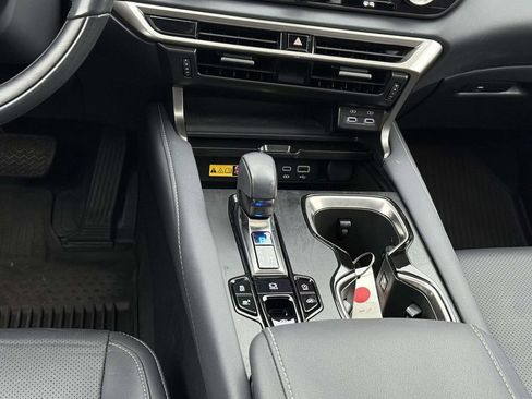 Used 2023 Lexus RX 350 Premium image 20