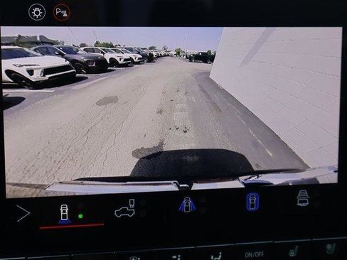 New 2025 GMC Canyon Denali image 29