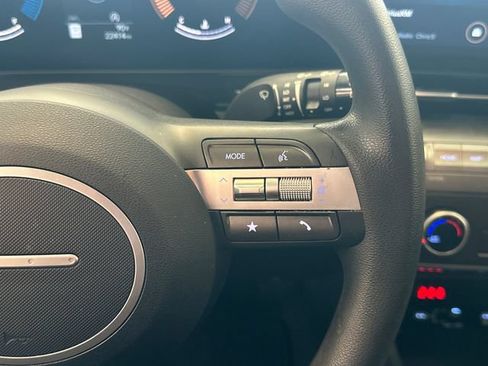 Used 2025 Hyundai Kona SE AWD/4WD image 29