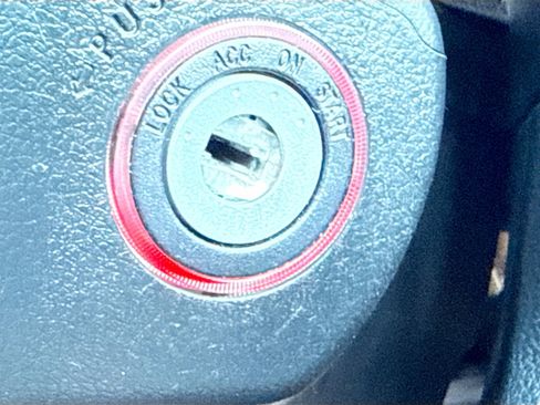 Used 2017 Subaru Outback 2.5i Premium image 35