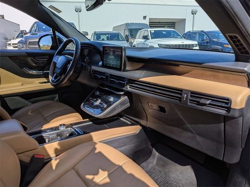 Used 2022 Lincoln Corsair Reserve w/ Equipment Group 201A image 29