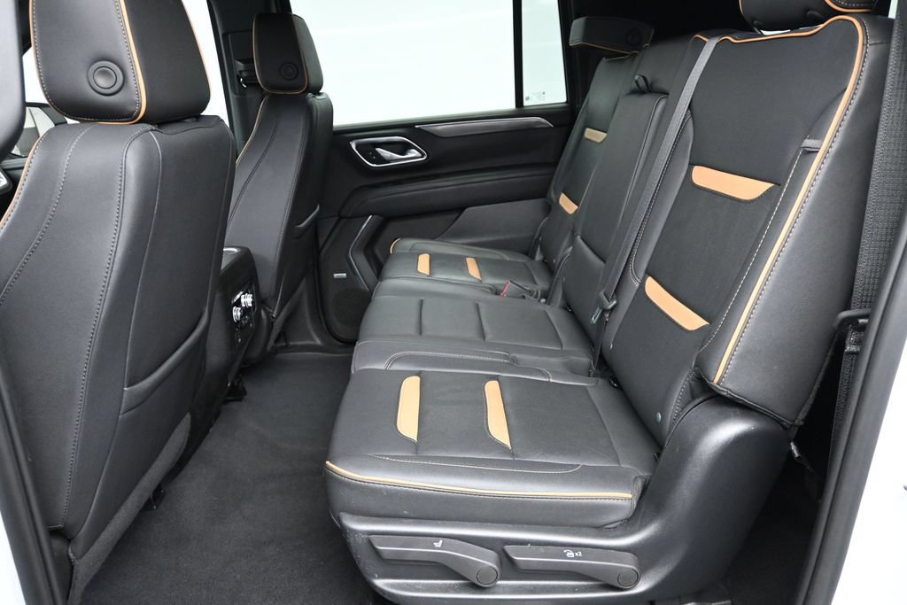 Used 2023 GMC Yukon XL AT4 AWD/4WD image 21