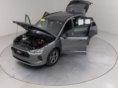 Certified 2023 Ford Escape ST-Line w/ Tech Pack #1 AWD/4WD image 43