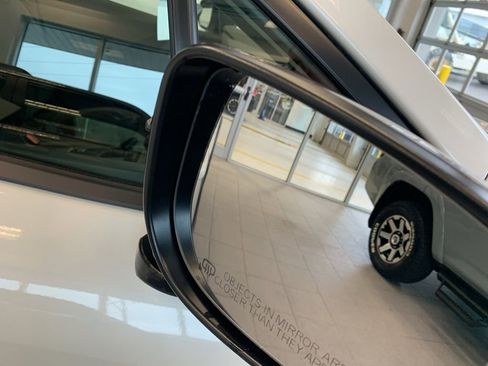 Certified 2025 Subaru Crosstrek 2.0i Premium image 25