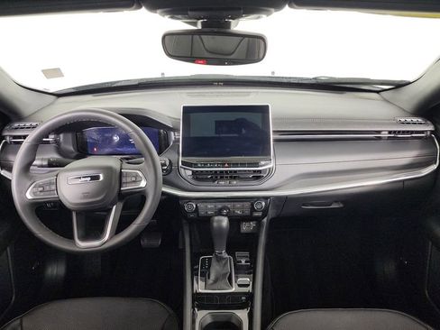 Used 2023 Jeep Compass High Altitude image 34