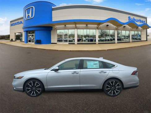 New 2026 Honda Accord Touring image 5