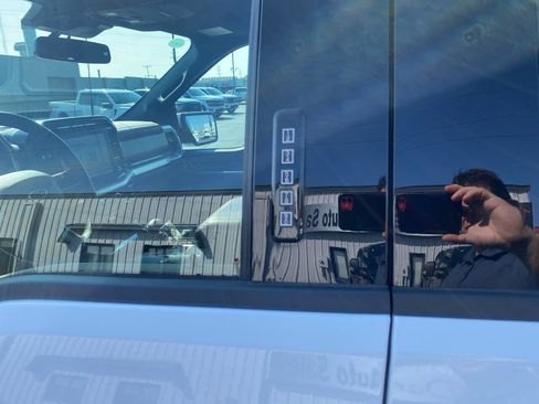 Used 2023 Ford F150 Lariat w/ Equipment Group 502A High image 13