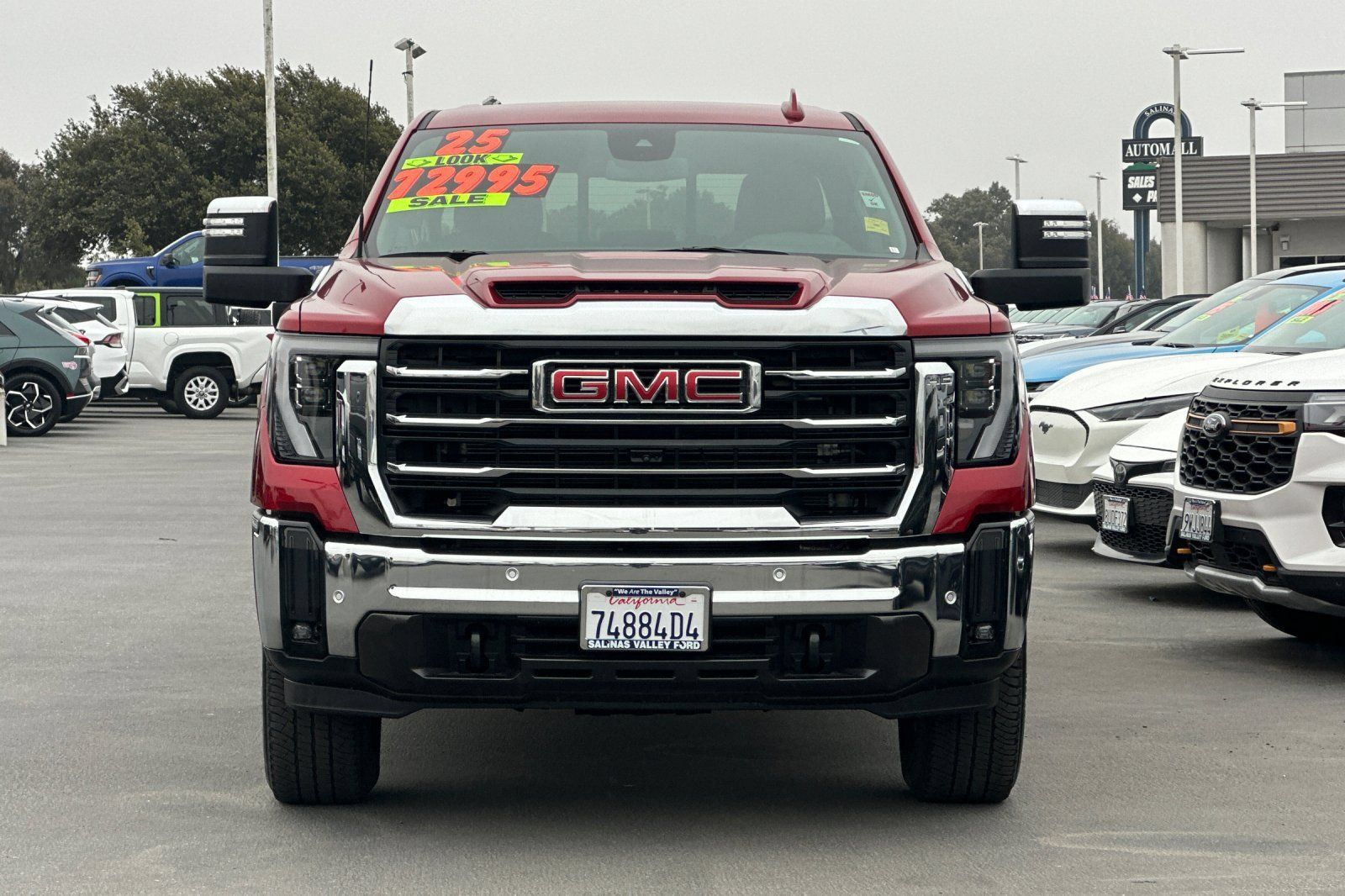 Used 2025 GMC Sierra 2500 SLT w/ SLT Premium Package AWD/4WD image 9