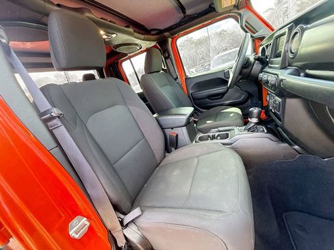 Used 2023 Jeep Gladiator Sport image 33