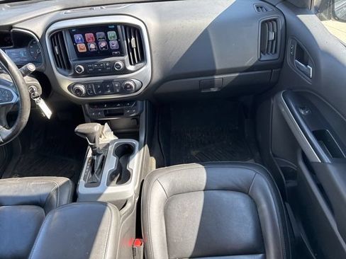 Used 2018 Chevrolet Colorado LT w/ Luxury Package, Chrome AWD/4WD image 12