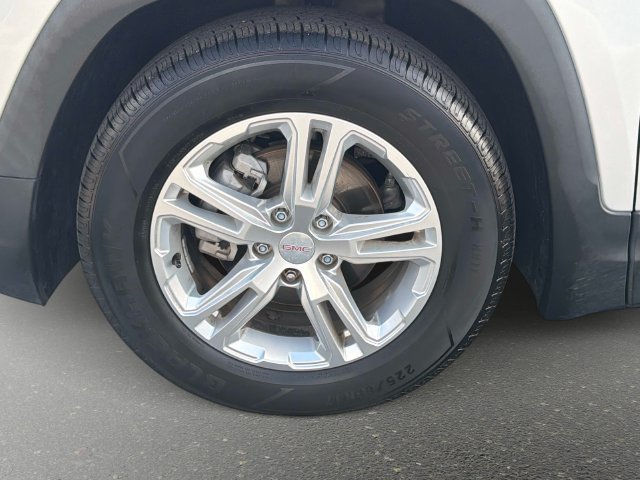Used 2021 GMC Terrain SLE FWD image 10