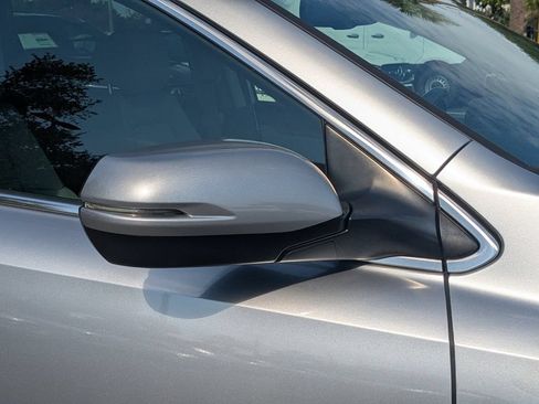 Used 2017 Honda CR-V EX-L image 28