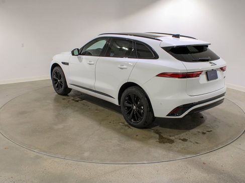 New 2026 Jaguar F-PACE R-Dynamic S image 3