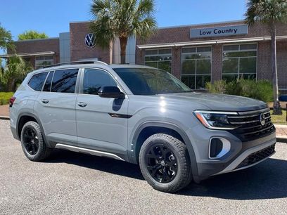 New 2026 Volkswagen Atlas Peak Edition