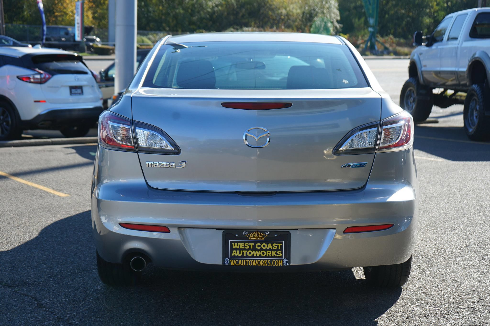 Used 2013 MAZDA MAZDA3 i Touring FWD image 4