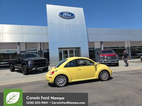 Used 2008 Volkswagen Beetle S FWD image 5