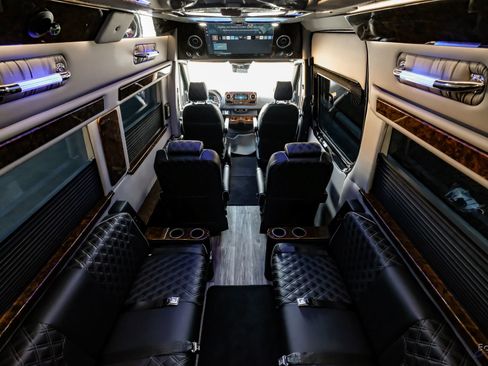 Used 2023 Mercedes-Benz Sprinter 3500 image 80