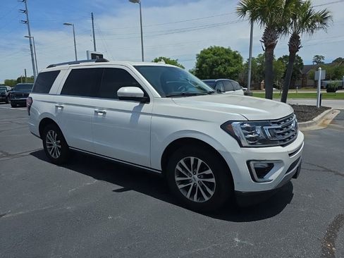 Used 2018 Ford Expedition Limited w/ Equipment Group 301A RWD image 1