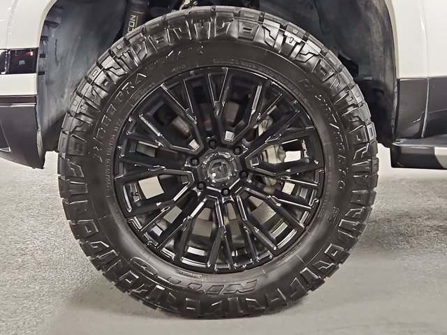 Used 2024 Lexus GX 550 w/ Cold Area Package AWD/4WD image 24