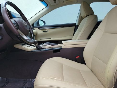 Used 2017 Lexus ES 350 w/ Navigation System Package FWD image 23
