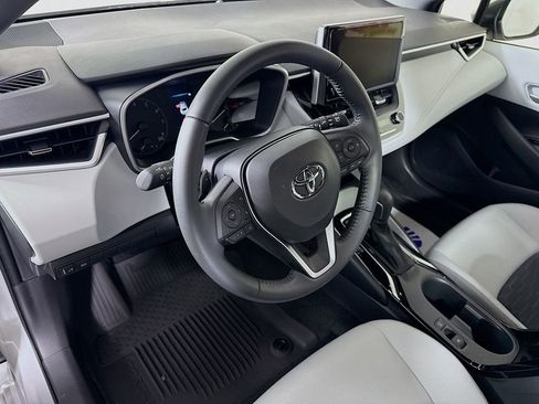 Certified 2025 Toyota Corolla SE image 16