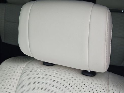 Used 2024 Toyota Sequoia Capstone image 15