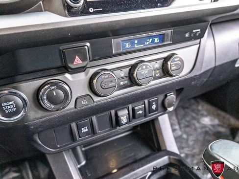 Used 2022 Toyota Tacoma TRD Off-Road AWD/4WD image 29