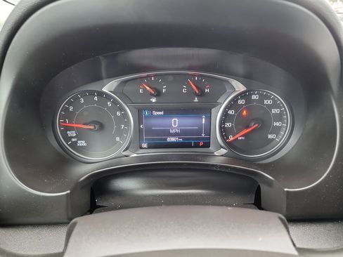 Used 2024 GMC Terrain SLE image 30