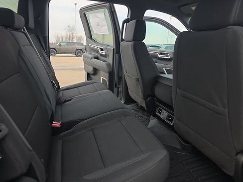 New 2026 GMC Sierra 1500 SLE AWD/4WD image 11