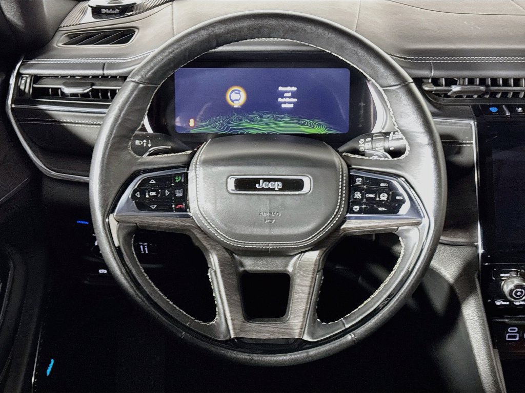 Certified 2023 Jeep Grand Cherokee Overland w/ Advanced Protech Group III AWD/4WD image 14