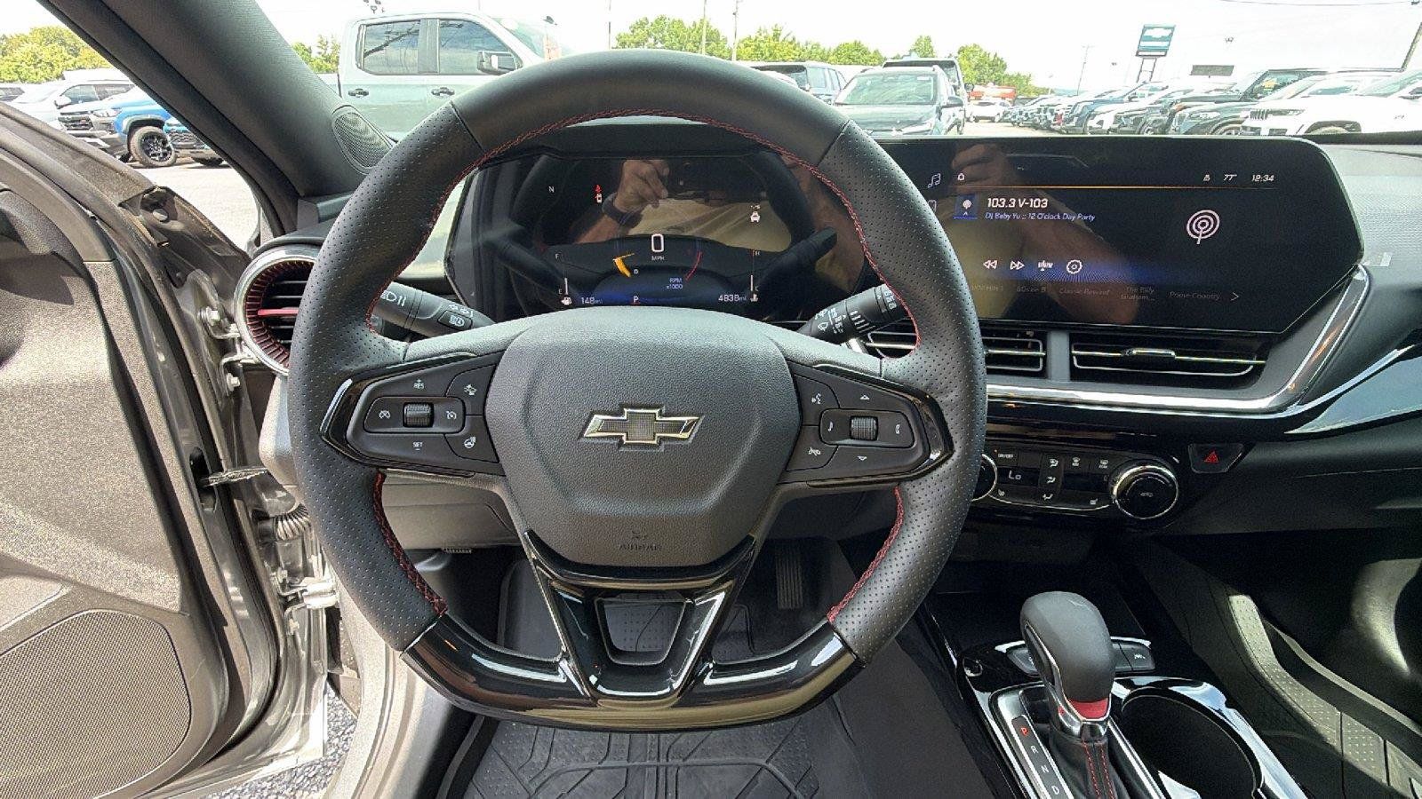 New 2026 Chevrolet Trax RS w/ Driver Confidence Package FWD image 21