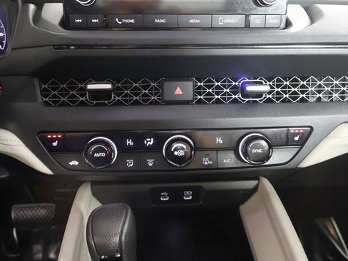 Used 2023 Honda Accord EX image 43