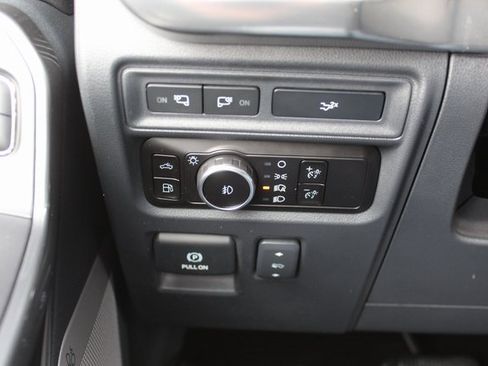 Used 2023 Ford F150 Lariat image 28