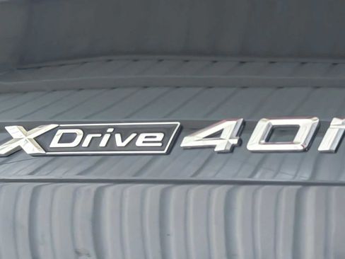 Used 2023 BMW X6 xDrive40i w/ M Sport Package image 28