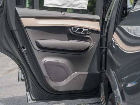 New 2027 Volvo XC90 B6 Plus AWD/4WD image 38
