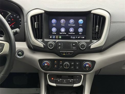 Used 2023 GMC Terrain SLT image 20