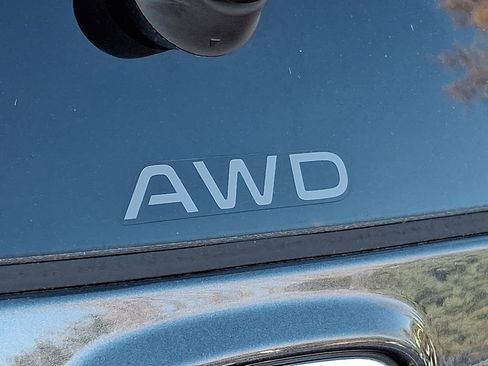 Used 2023 Honda CR-V EX-L image 30