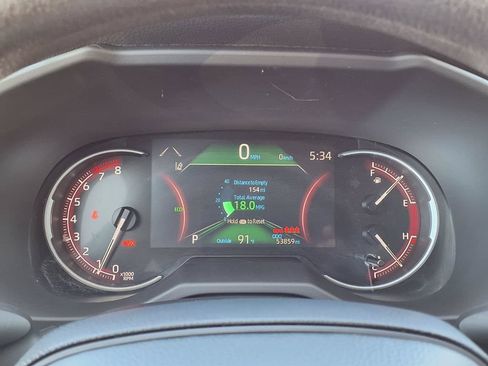 Used 2025 Toyota RAV4 LE FWD image 31