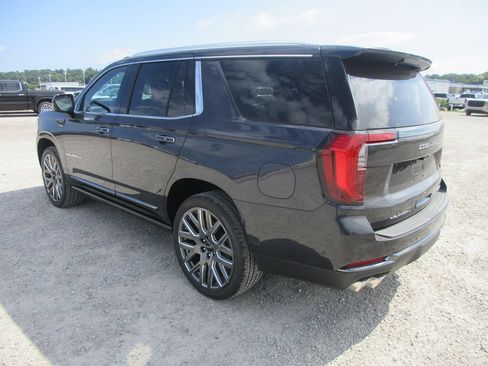 New 2026 GMC Yukon Denali Ultimate AWD/4WD image 6