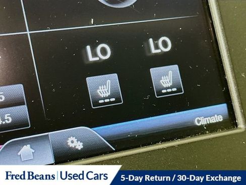 Used 2016 Lincoln MKZ AWD image 21