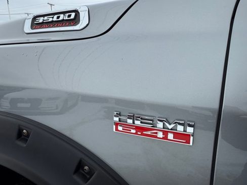 Used 2021 RAM 3500 Tradesman w/ Chrome Appearance Group image 25