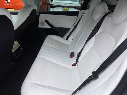 Used 2024 Tesla Model 3 Standard Range RWD image 13