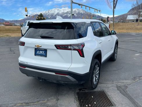 Used 2026 Chevrolet Equinox LT AWD/4WD image 6