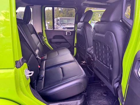 Used 2021 Jeep Wrangler Unlimited Rubicon 4xe w/ Steel Bumper Group image 12