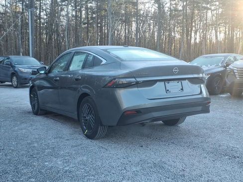 New 2026 Nissan Sentra SV w/ SV Convenience Package image 4