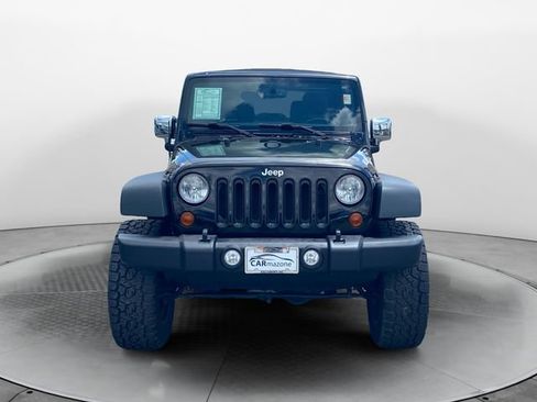 Used 2015 Jeep Wrangler Rubicon w/ Power Convenience Group AWD/4WD image 8