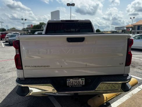 Used 2019 Chevrolet Silverado 1500 LT w/ Convenience Package AWD/4WD image 5