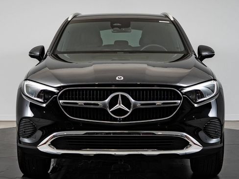 Certified 2026 Mercedes-Benz GLC 300 4MATIC image 2