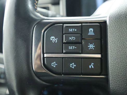 Used 2022 Ford F150 Platinum image 11