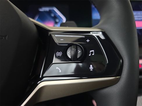 Used 2025 BMW X3 xDrive30i w/ Premium Package image 21